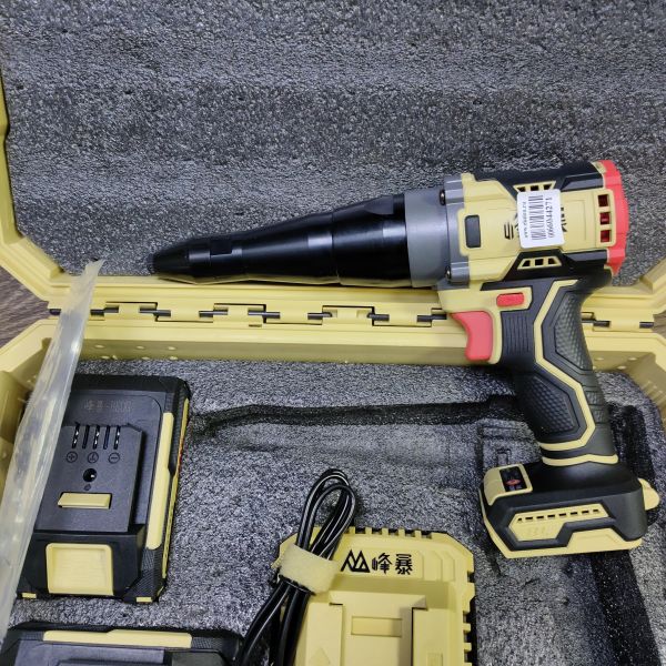 Купить Китайский FB-808 с СЗУ в Томск за 2300 руб.