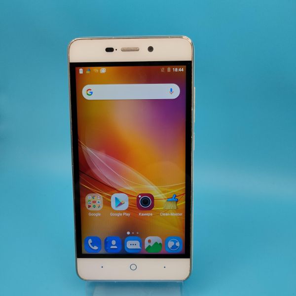 Купить ZTE Blade X3 (T620) Duos в Томск за 2000 руб.