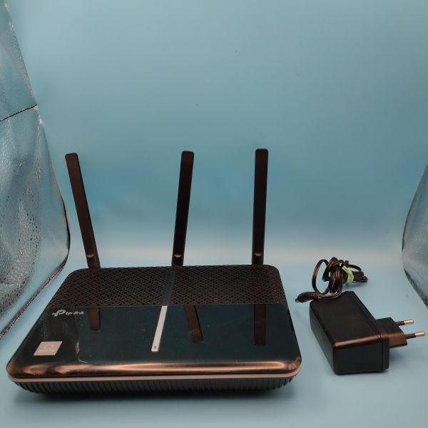 Купить TP-Link EC330-G5u в Томск за 1100 руб.