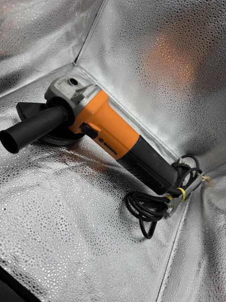 Купить ВИХРЬ УШМ-125/1100 в Томск за 1700 руб.