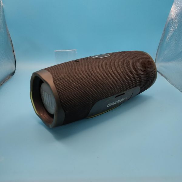 Купить JBL Charge 4 в Томск за 4100 руб.