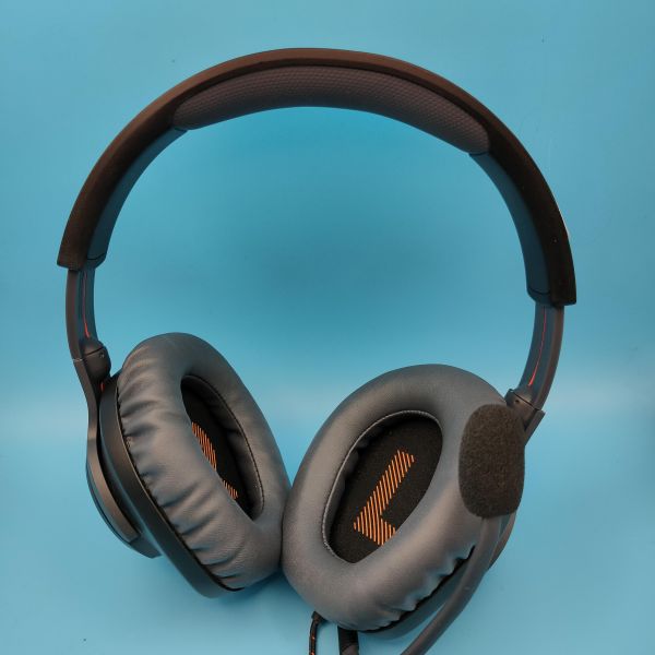Купить JBL Quantum 100 в Томск за 600 руб.