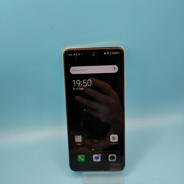Купить TECNO Spark Go 2024 4/128GB (BG6) Duos в Томск за 4300 руб.