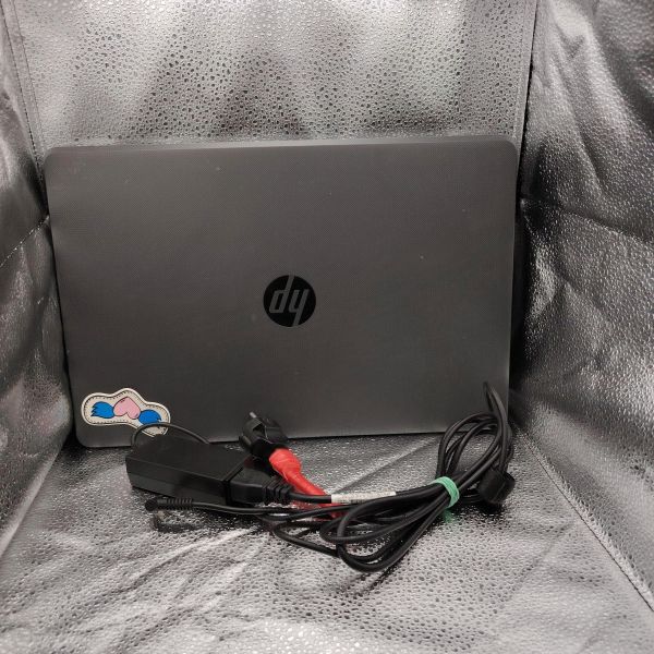 Купить HP 250 G6 3QM26EA (R5 M330/512GB) в Томск за 13800 руб.