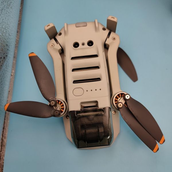 квадрокоптер и дрон DJI Mini 2 в Томск