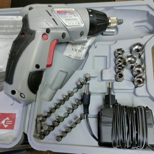 Купить ЗУБР 30-3.6-Ли КН43 в Томск за 900 руб.