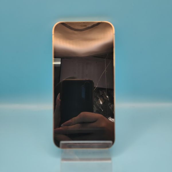 Купить Apple iPhone 12 Pro 256GB в Томск за 16500 руб.