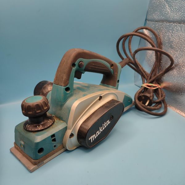 электрорубанок Makita KP0800 в Томск