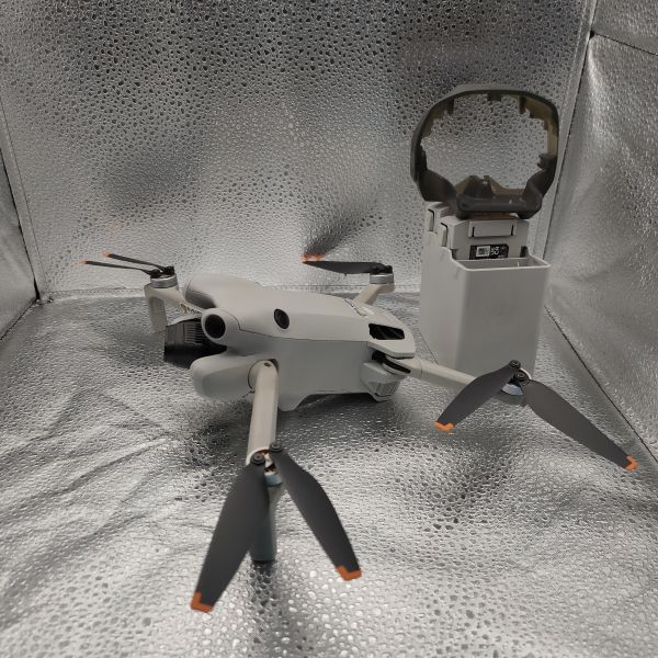 квадрокоптер и дрон DJI Mini 4 Pro (DJI RC-N2) в Томск