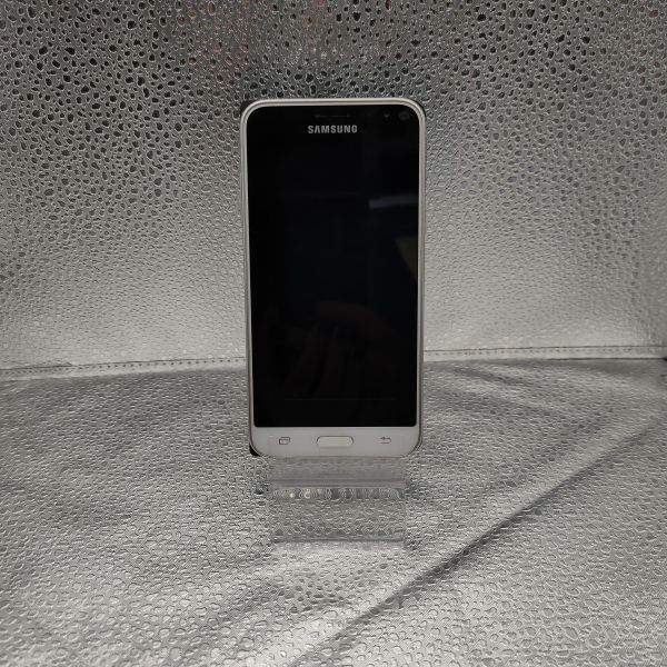 сотовый телефон Samsung Galaxy J3 2016 (J320F) Duos в Томск