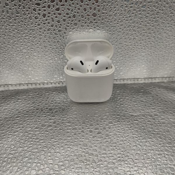 беспроводные наушники Apple AirPods 2 (A2031, A2032, A1602) в Томск