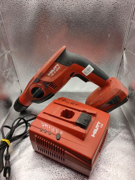 перфоратор аккумуляторный Hilti TE 2-A22 с СЗУ в Томск