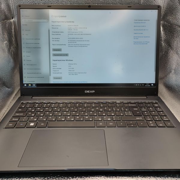 ноутбук DEXP Aquilon (15.6/i5-1035G1/RAM 8GB/SSD 256GB) в Томск