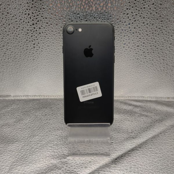 сотовый телефон Apple iPhone 7 32GB в Томск
