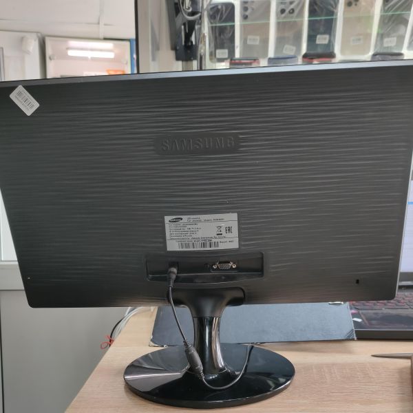 монитор Samsung S22D300NY в Томск