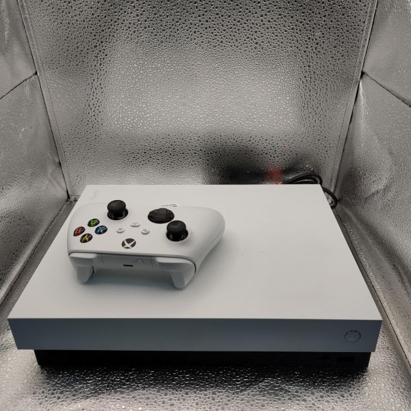 игровая приставка Microsoft Xbox One X 1TB (1787) в Томск