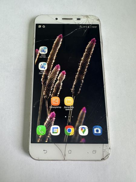 Купить ASUS ZenFone 3 Max 2/16GB (ZC553KL) Duos в Иркутск за 300 руб.