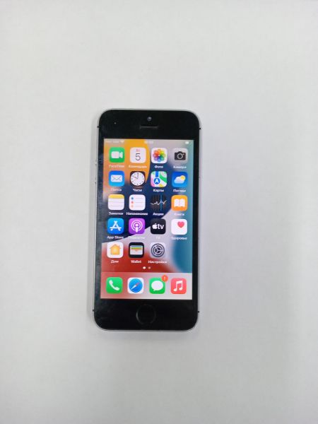 Купить Apple iPhone SE 1st gen. 2016 32GB в Тулун за 2049 руб.