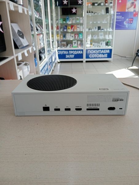 Купить Microsoft Xbox Series S 512GB (1883) в Тулун за 22200 руб.