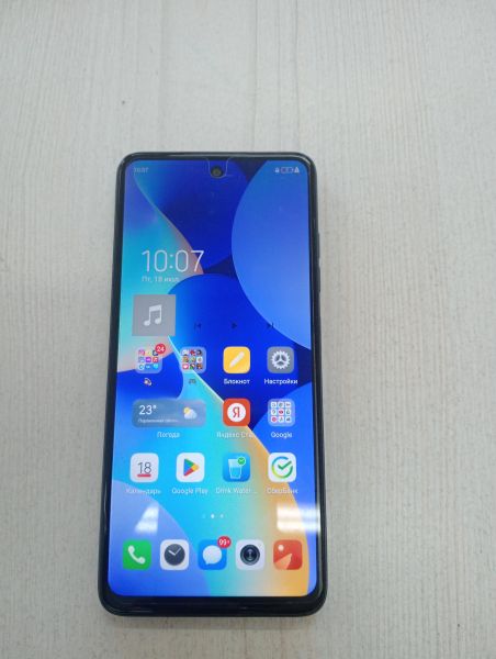 Купить TECNO Spark 20C 4/128GB (BG7n) Duos в Тулун за 3850 руб.