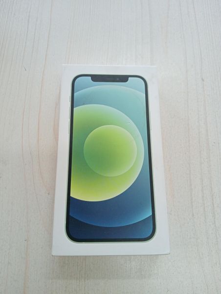 Купить Apple iPhone 12 64GB в Тулун за 20050 руб.