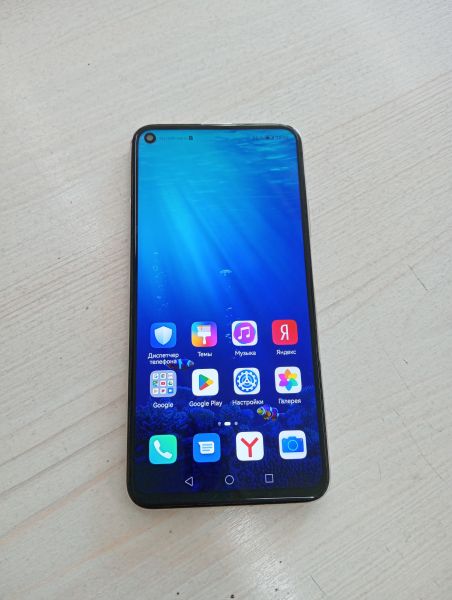 Купить Honor 20 6/128GB (YAL-L21) Duos в Тулун за 7000 руб.
