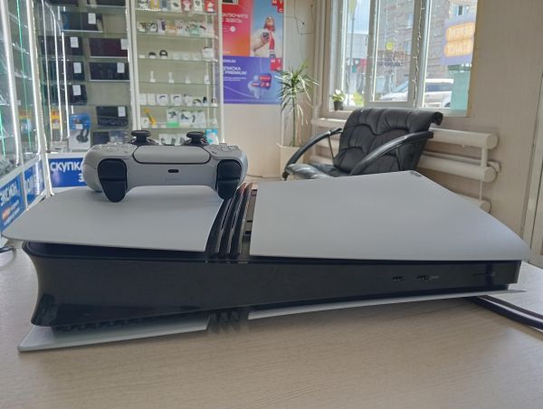 Купить Sony PlayStation 5 Pro 2TB в Тулун за 56450 руб.