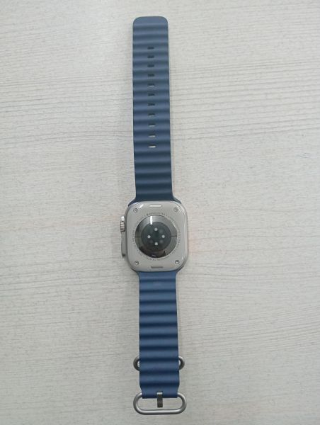 Купить Apple Watch Ultra 2 49mm (A2986) с СЗУ в Тулун за 41900 руб.