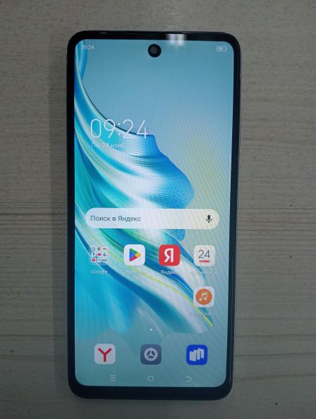 Купить TECNO Spark 20 8/256GB (KJ5n) Duos в Тулун за 6100 руб.