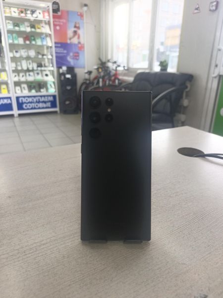 Купить Samsung Galaxy S22 Ultra 12/512GB (S908N) в Тулун за 32700 руб.