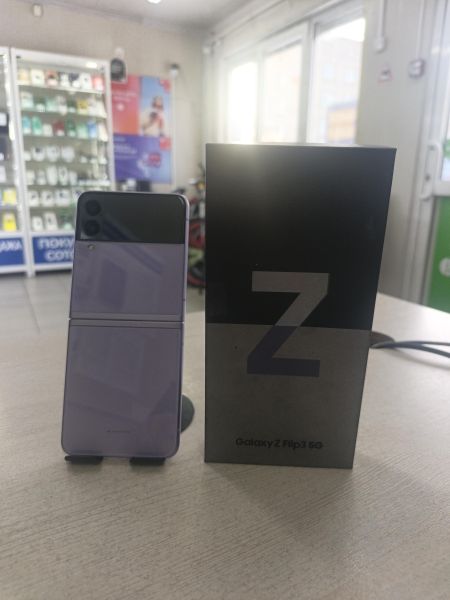 Купить Samsung Galaxy Z Flip 3 5G 8/256GB (F711N) в Тулун за 20600 руб.