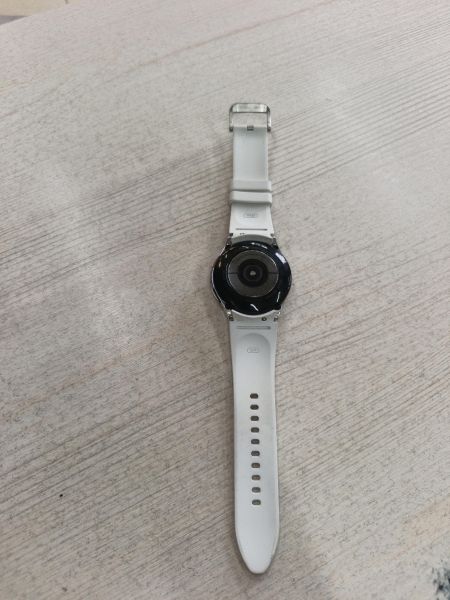 умные часы и браслеты Samsung Galaxy Watch 4 Classic 42mm (SM-R880/N) с СЗУ в Тулун