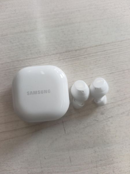 беспроводные наушники Samsung Galaxy Buds Core (SM-R410) в Тулун