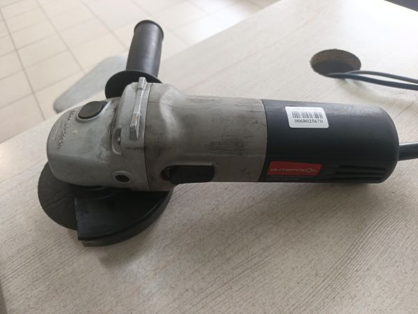 шлифмашина угловая сетевая Интерскол УШМ-125/900 в Тулун