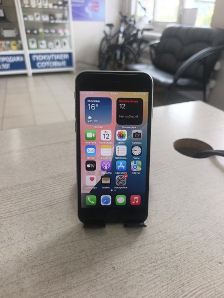 сотовый телефон Apple iPhone SE 2nd gen. 2020 64GB в Тулун