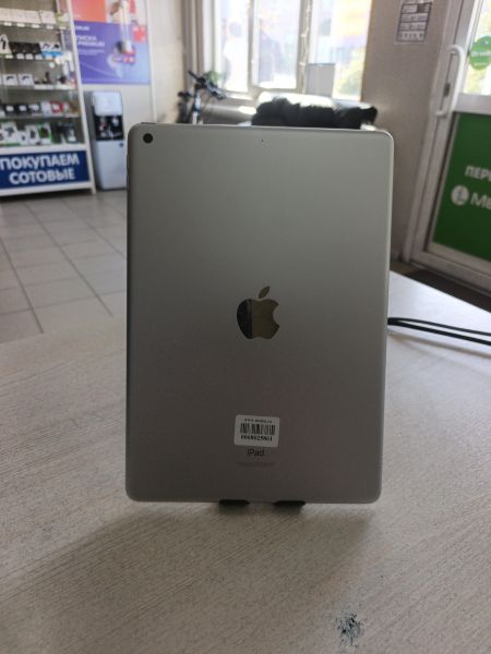 планшет Apple iPad 9 2021 64GB (A2602 MK2K3/MK2L3/MK2L3LL) (без SIM) в Тулун