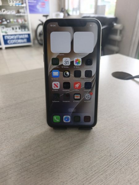сотовый телефон Apple iPhone 11 64GB в Тулун