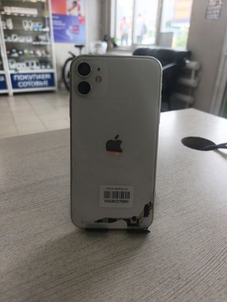 сотовый телефон Apple iPhone 11 64GB в Тулун