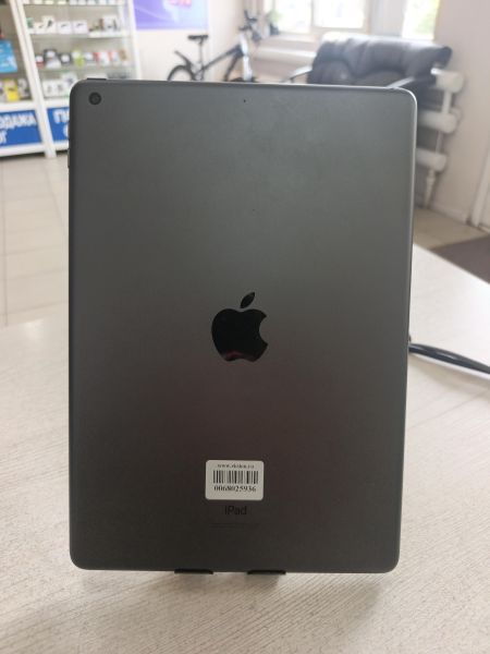 планшет Apple iPad 9 2021 256GB (A2602 MK2P3) (без SIM) в Тулун