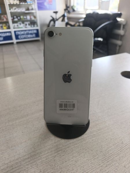 сотовый телефон Apple iPhone SE 2nd gen. 2020 64GB в Тулун