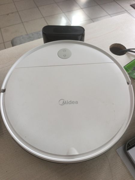 робот-пылесос Midea VCR04W с СЗУ в Тулун