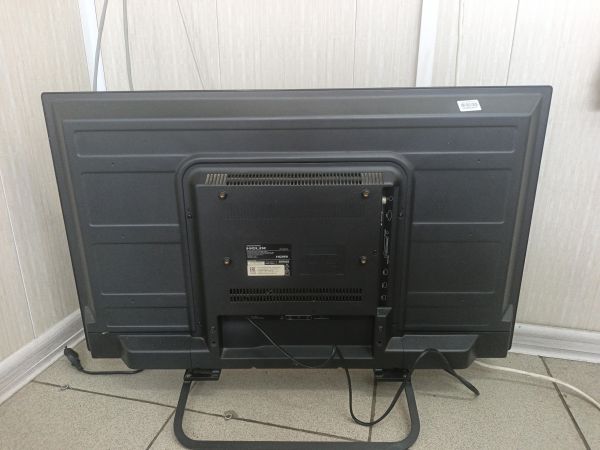 телевизор Helix HTV-324T2 в Тулун