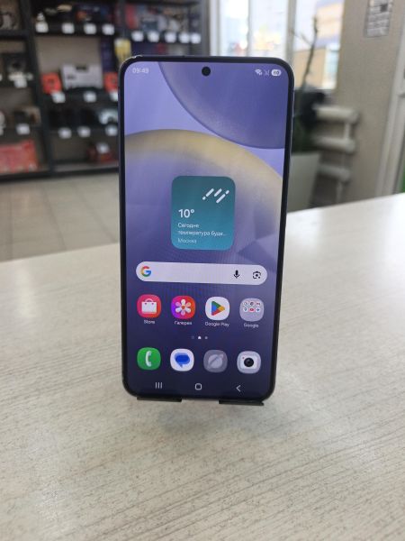 сотовый телефон Samsung Galaxy S24 8/128GB (S921B) Duos в Тулун