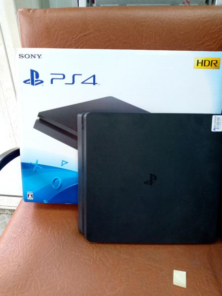 Купить Sony PlayStation 4 Slim 500GB (CUH-2200A) в Усть-Илимск за 20099 руб.