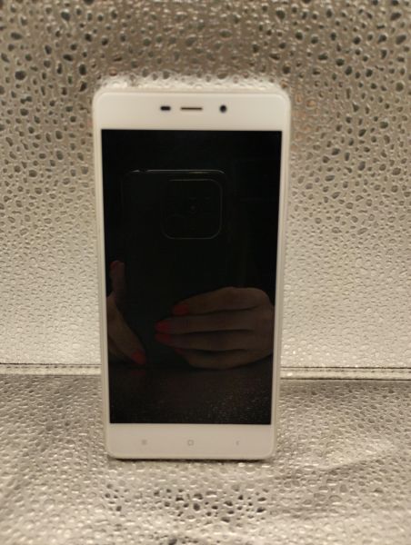 Купить Xiaomi Redmi 4 Prime 3/32GB Duos в Усть-Илимск за 2249 руб.