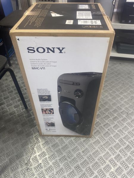 Купить Sony MHC-V11 в Усть-Илимск за 12999 руб.