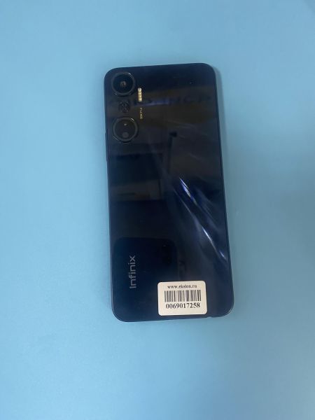 Купить Infinix Hot 20 6/128GB (X6826B) Duos в Усть-Илимск за 4399 руб.