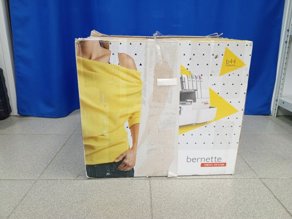 оверлок Bernette Funlock b44 в Усть-Илимск