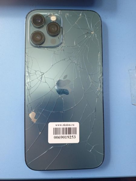 Купить Apple iPhone 12 Pro Max 256GB в Усть-Илимск за 27800 руб.