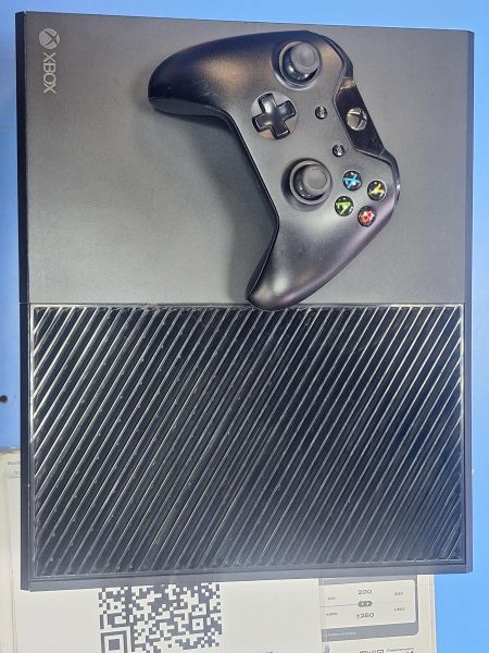 Купить Microsoft Xbox One 1000GB (1540) в Усть-Илимск за 13300 руб.